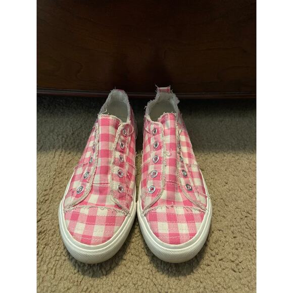 Women's Corkys pink plaid gingham slip on shoes size 6 - Picture 2 of 6